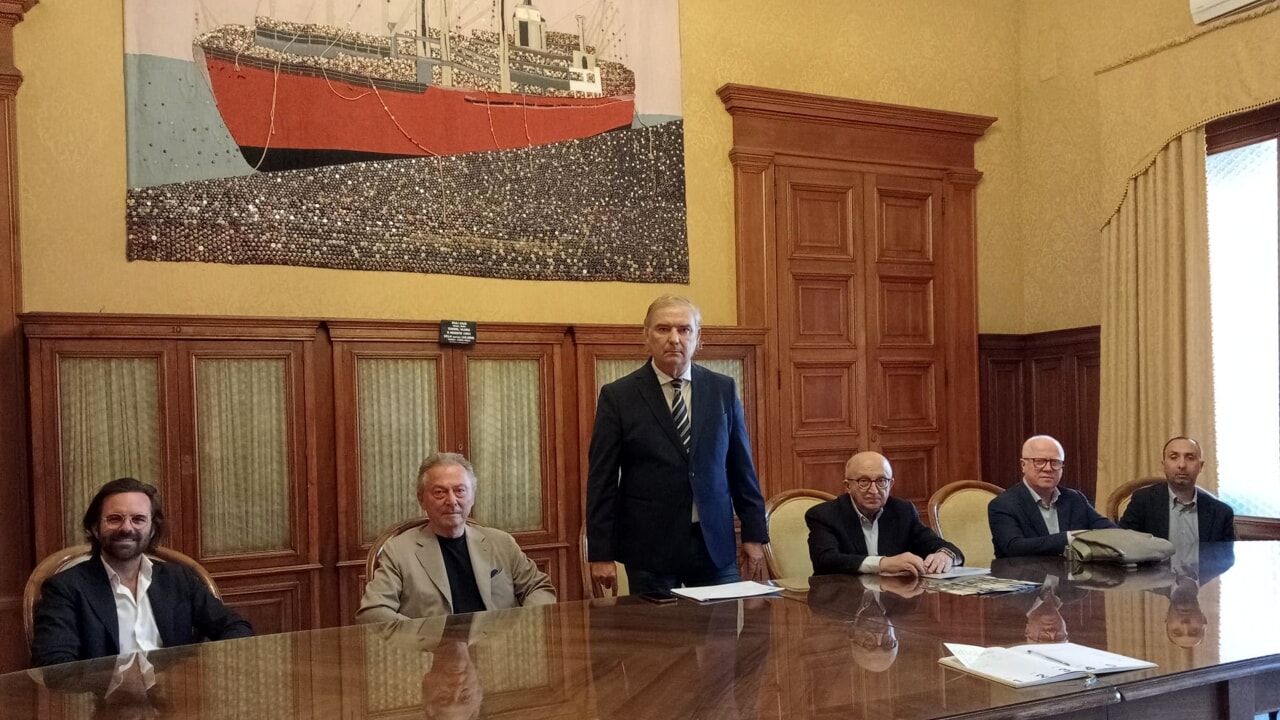 campagna di Apam e Uici contro la maculopatia